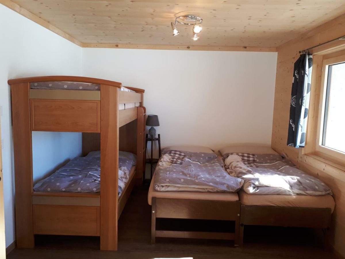 Joli Studio Meuble De 38M2 Dans Chalet Construit En 2016 Apartment เลแซ็ง ภายนอก รูปภาพ